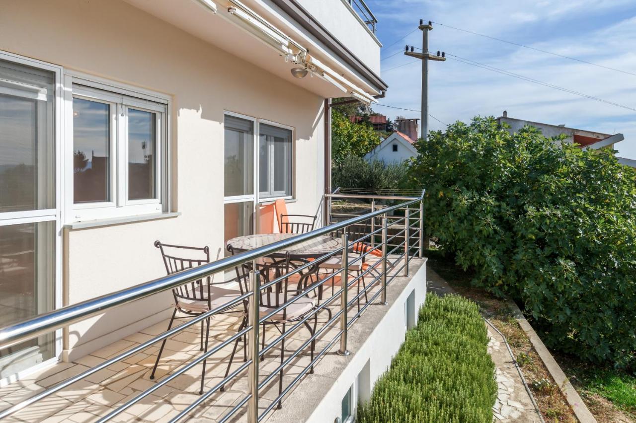 Pikolo Apartments Omis Tice Kültér fotó