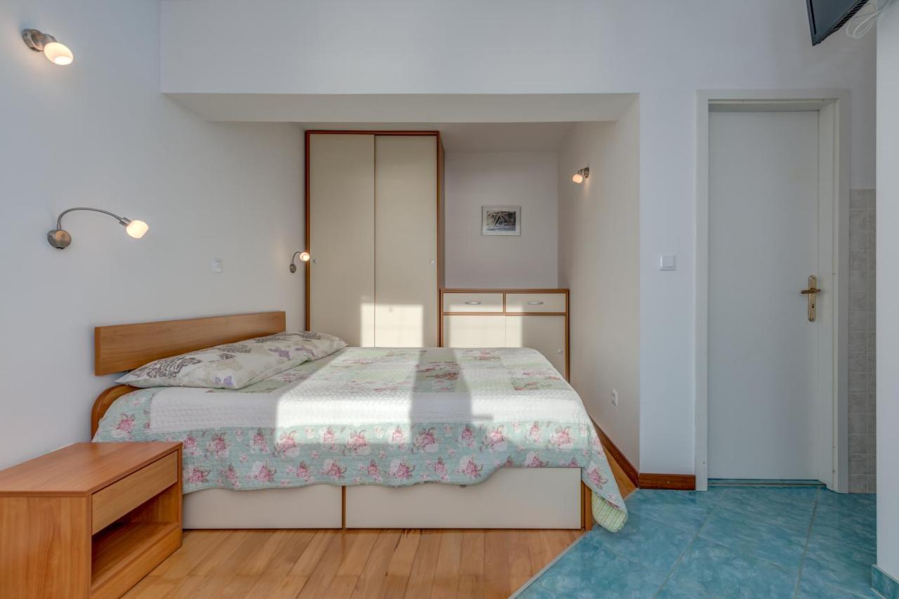 Pikolo Apartments Omis Tice Kültér fotó