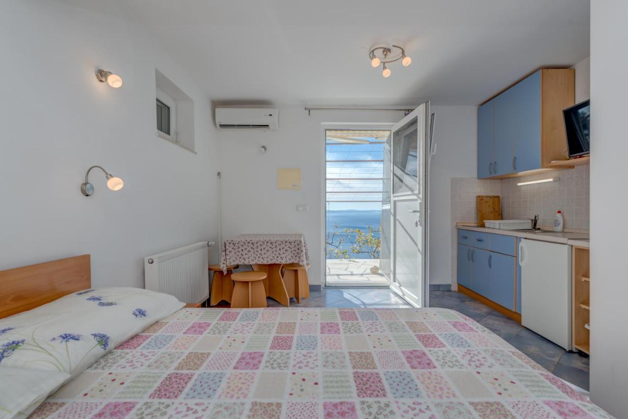 Pikolo Apartments Omis Tice Kültér fotó