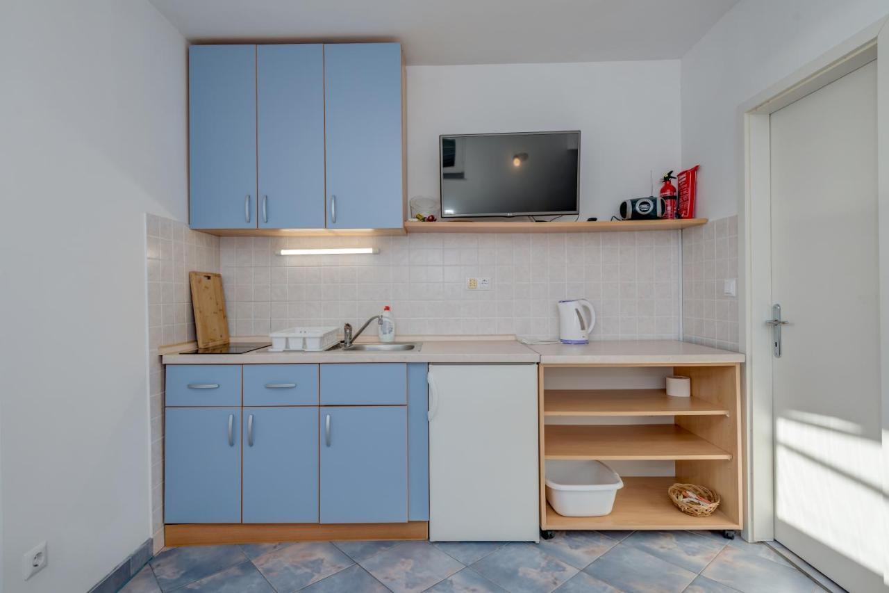 Pikolo Apartments Omis Tice Kültér fotó