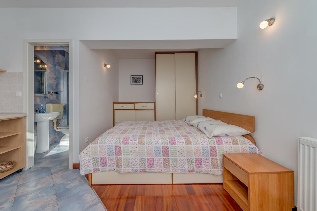 Pikolo Apartments Omis Tice Kültér fotó